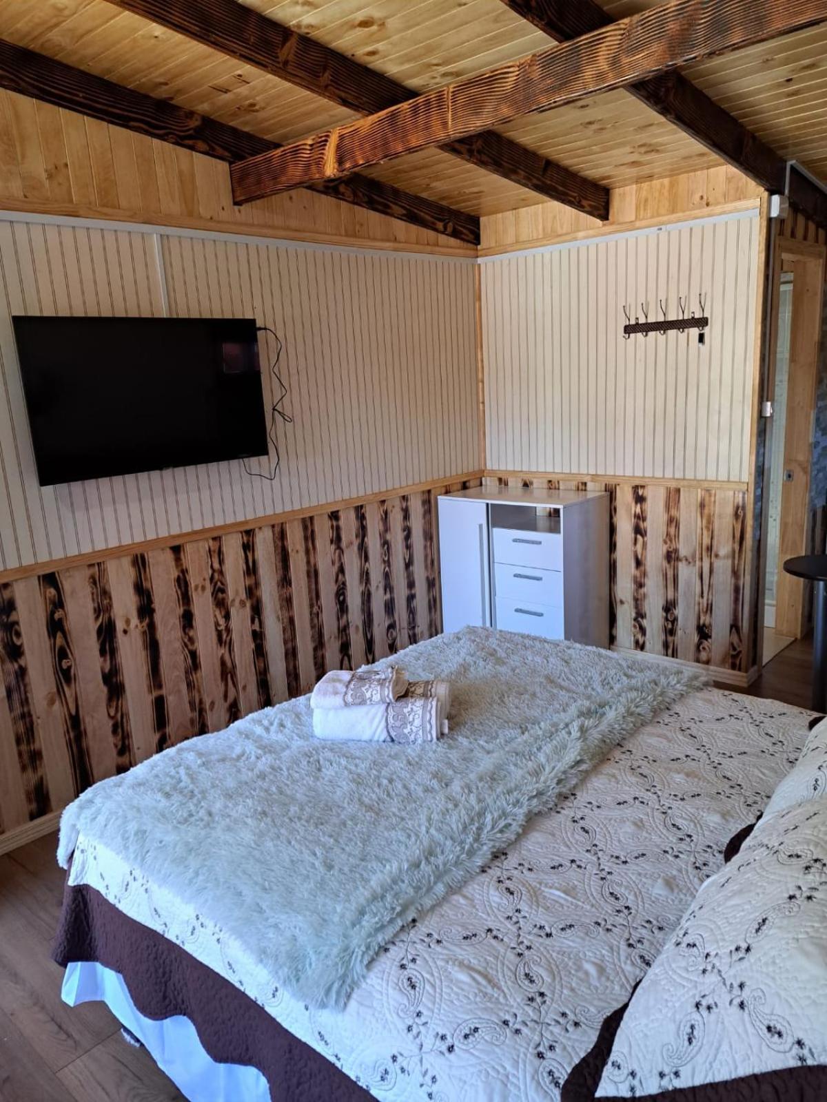 פוארטו פויוואפי Hostal Robinson מראה חיצוני תמונה