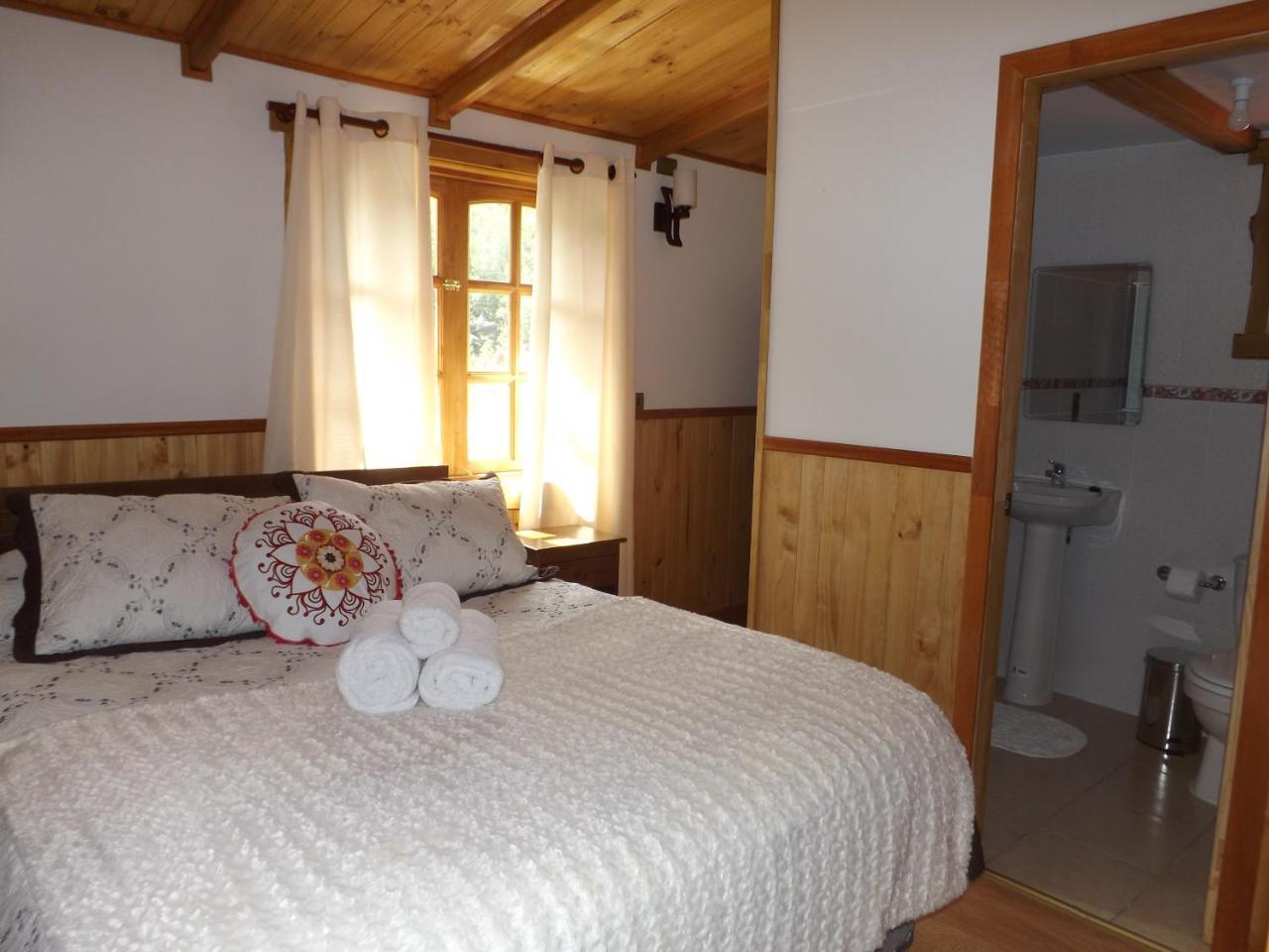 פוארטו פויוואפי Hostal Robinson מראה חיצוני תמונה
